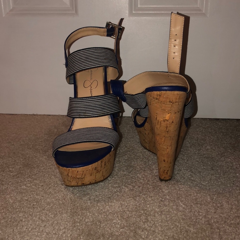 Blue wedges